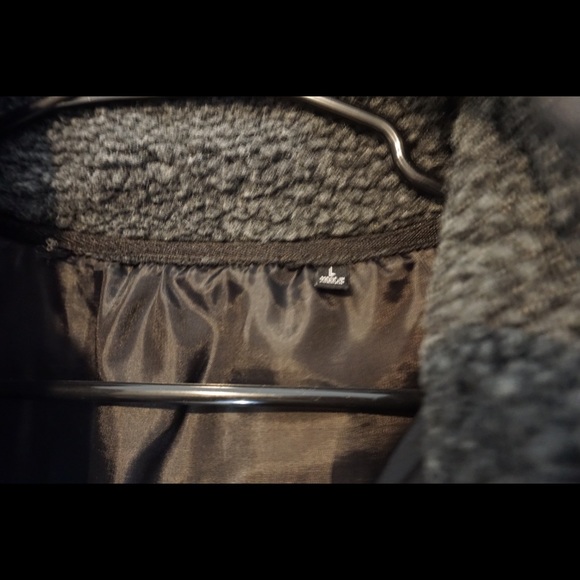 Fleece jacket bundle - Picture 6 of 6